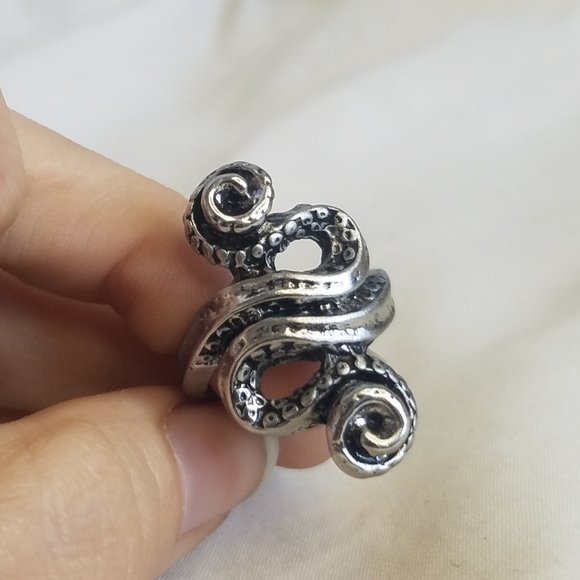 Alchemy Tentacle Ring - Picture 2 of 6